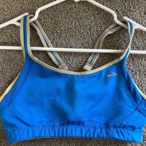 Brooks Running bra- size 32CD-34C